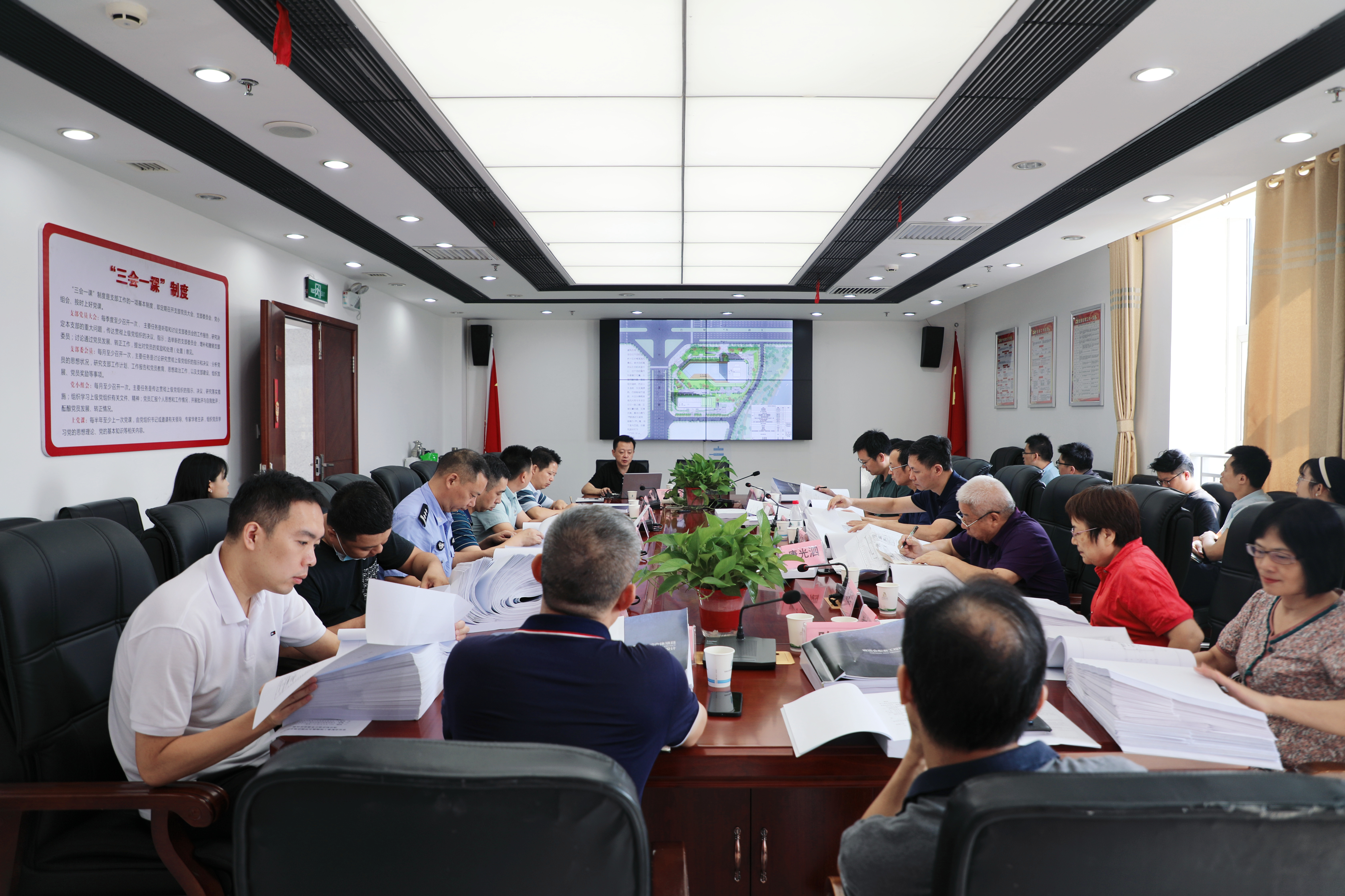 9.28省運會配套工程梅溪水岸酒店商業(yè)綜合體項目初步設(shè)計審查會順利召開.jpg 9.28省運會配套工程梅溪水岸酒店商業(yè)綜合體項目初步設(shè)計審查會順利召開.jpg